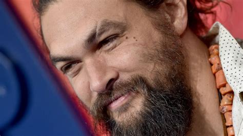 jason momoa left eyebrow scar.